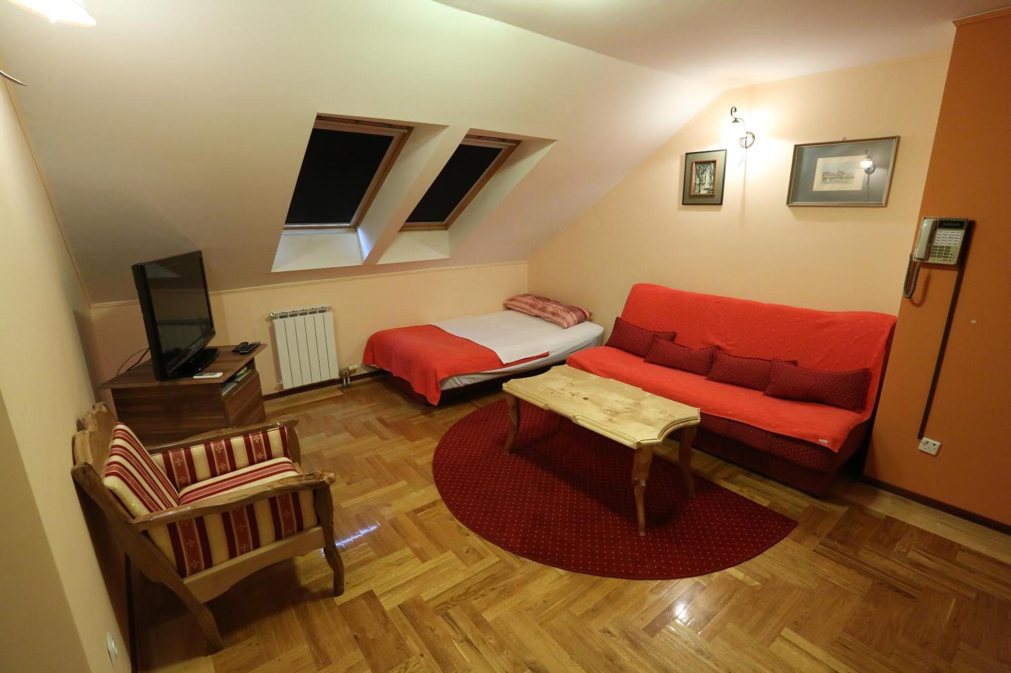 Apartments & Rooms Vienna Osijek Rom bilde