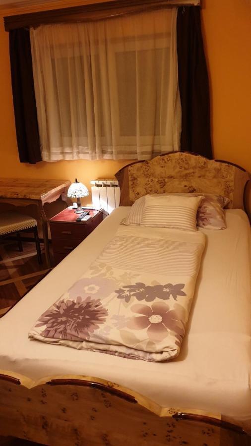 Apartments & Rooms Vienna Osijek Rom bilde